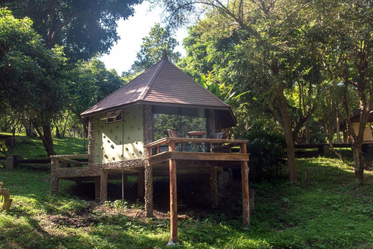 Tawan Riverside Mevang Kültér fotó