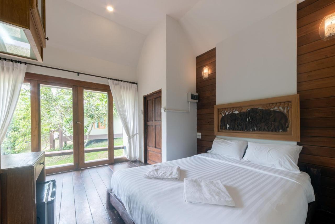 Tawan Riverside Mevang Kültér fotó