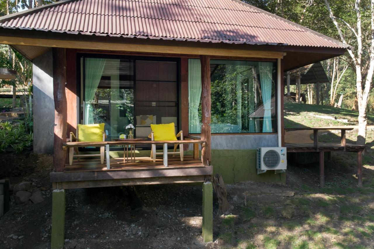 Tawan Riverside Mevang Kültér fotó